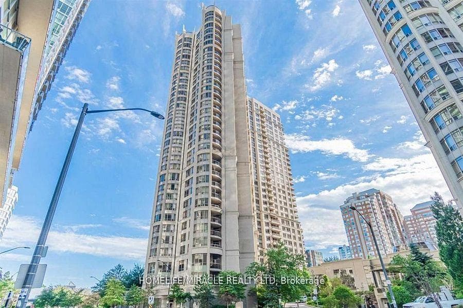 3880 Duke Of York Boulevard Unit 1401, Mississauga, ON L5B 4M7 - Photo 1