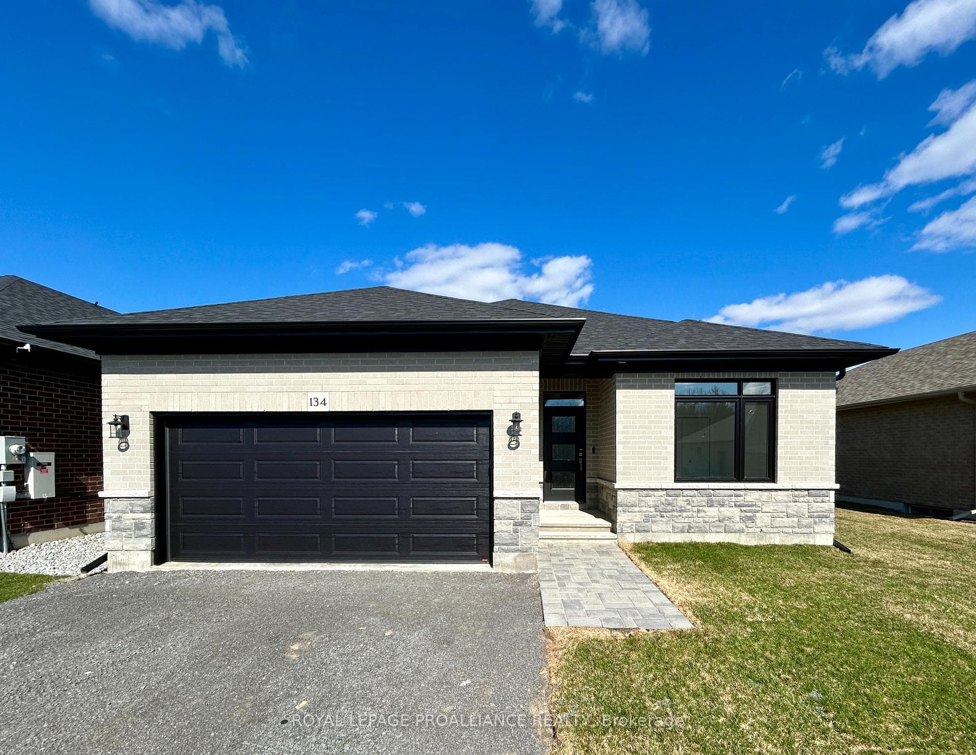 134 Stonecrest Boulevard, Quinte West, ON K8R 0B4 - Photo 1