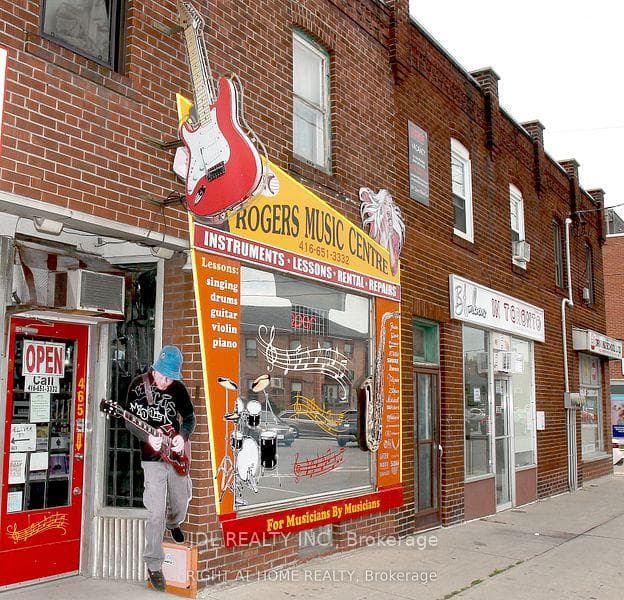 465 Rogers Road, Keelesdale / Eglinton West, ON M6M 1A8 - Photo 1