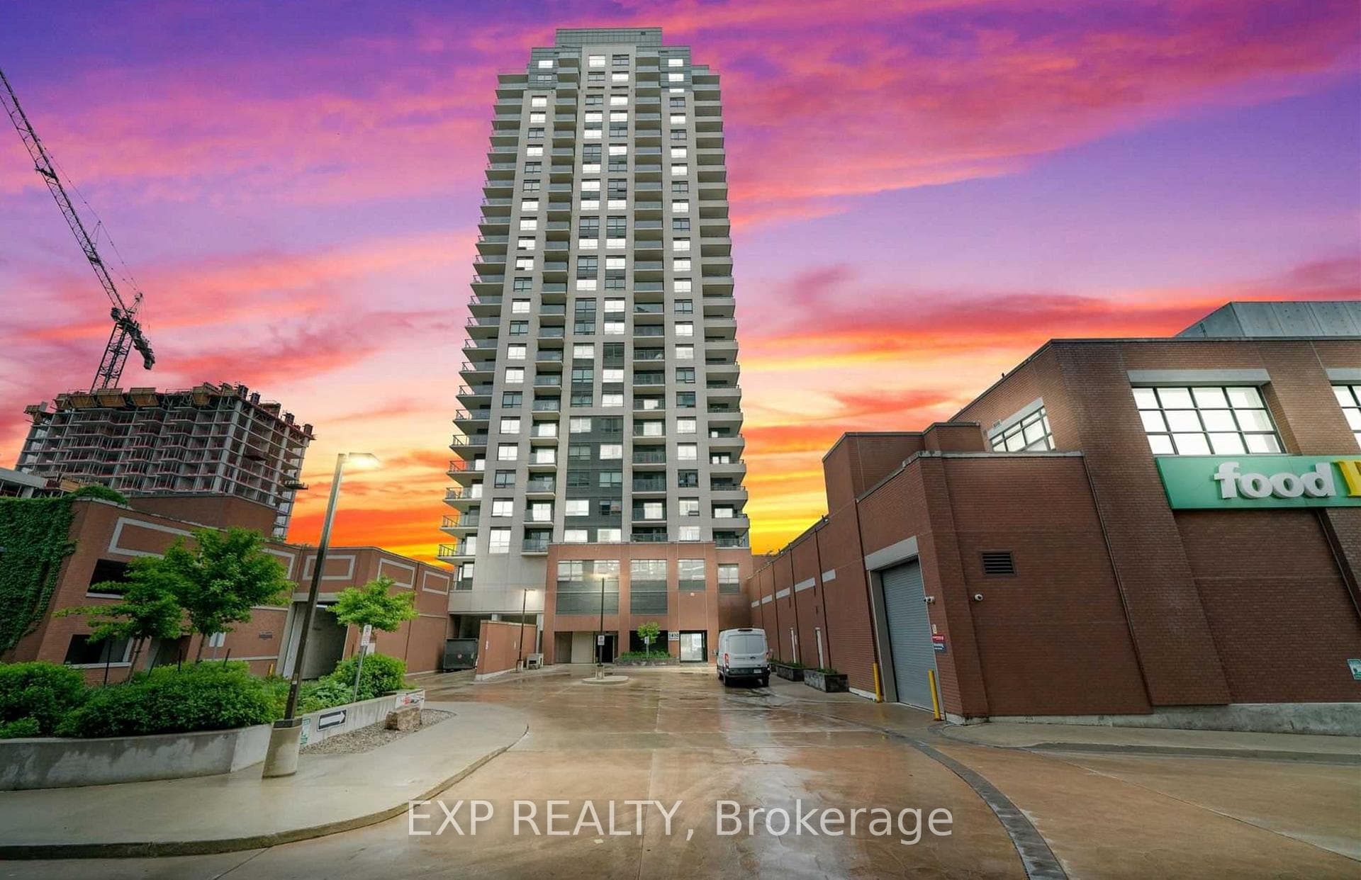 Welcome to 1410 Dupont St, Suite 1806