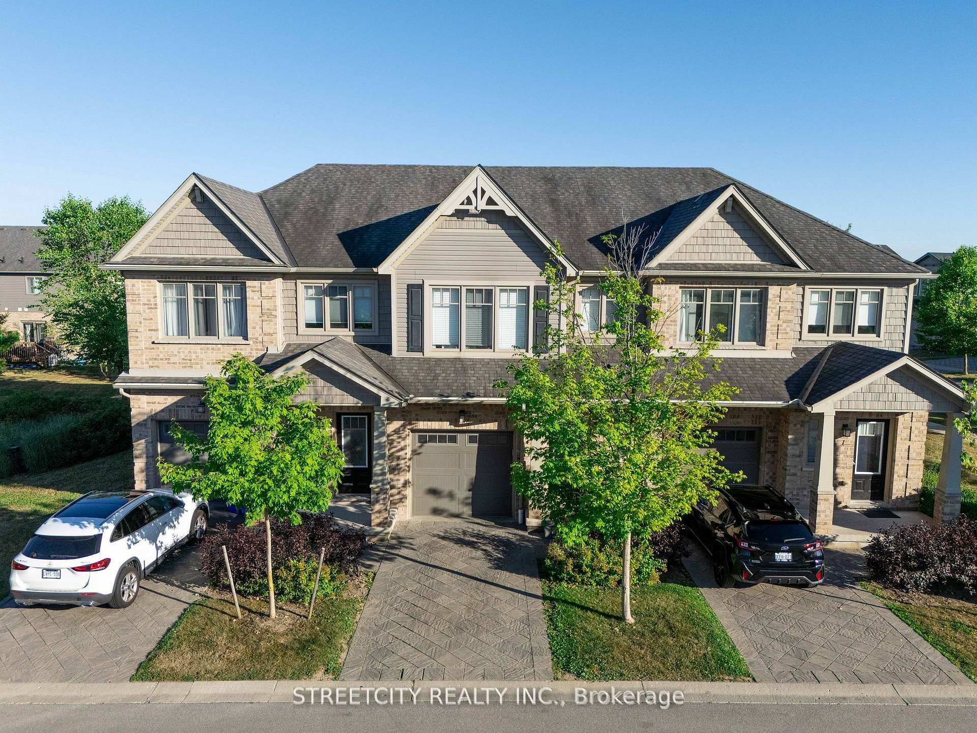 1924 Cedarhollow Boulevard Unit 3, London North, ON N5X 0K3 - Photo 1