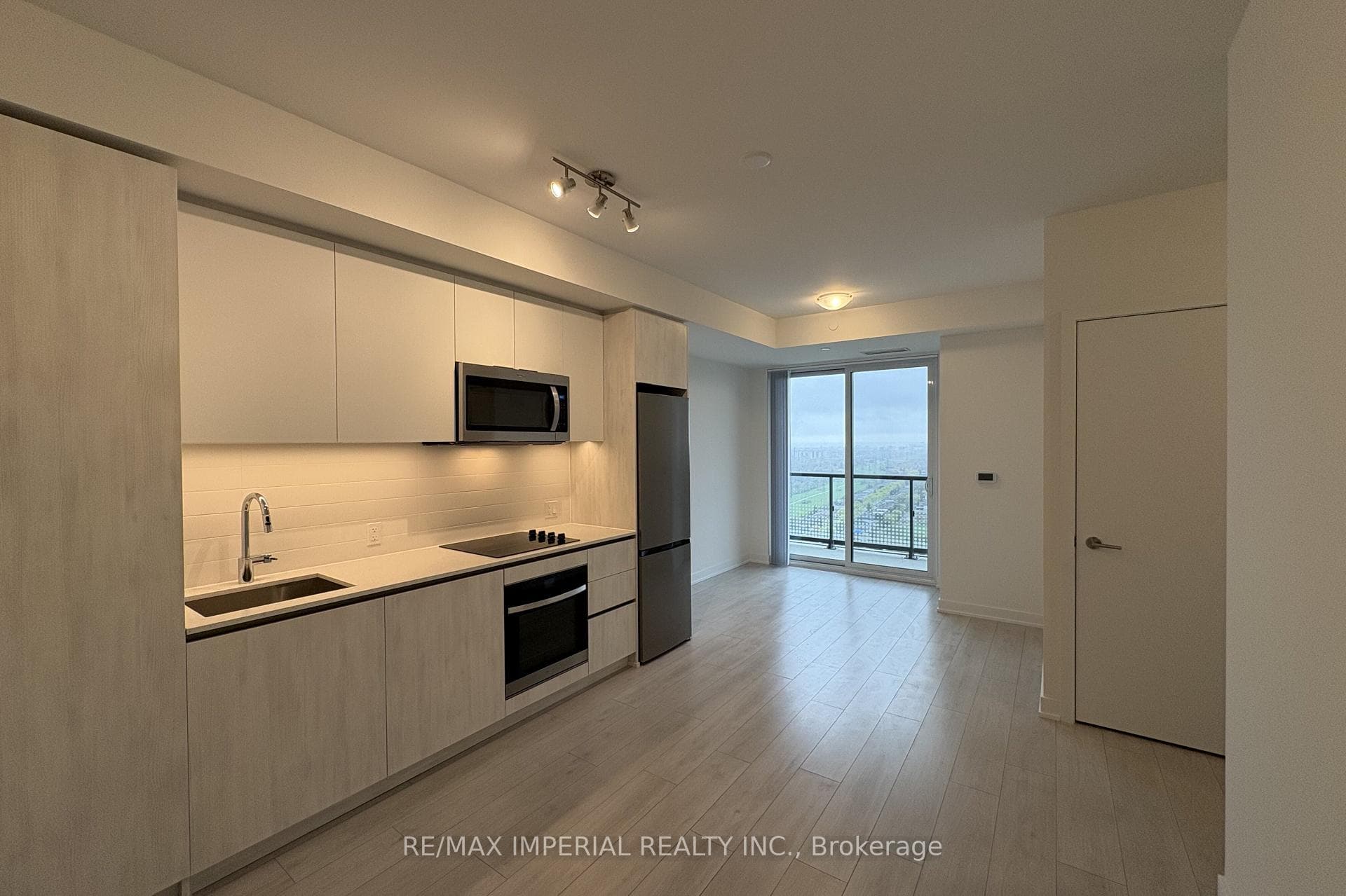 5858 Yonge Street Unit 3202, Thornhill / Willowdale, ON M2M 0C6 - Photo 1