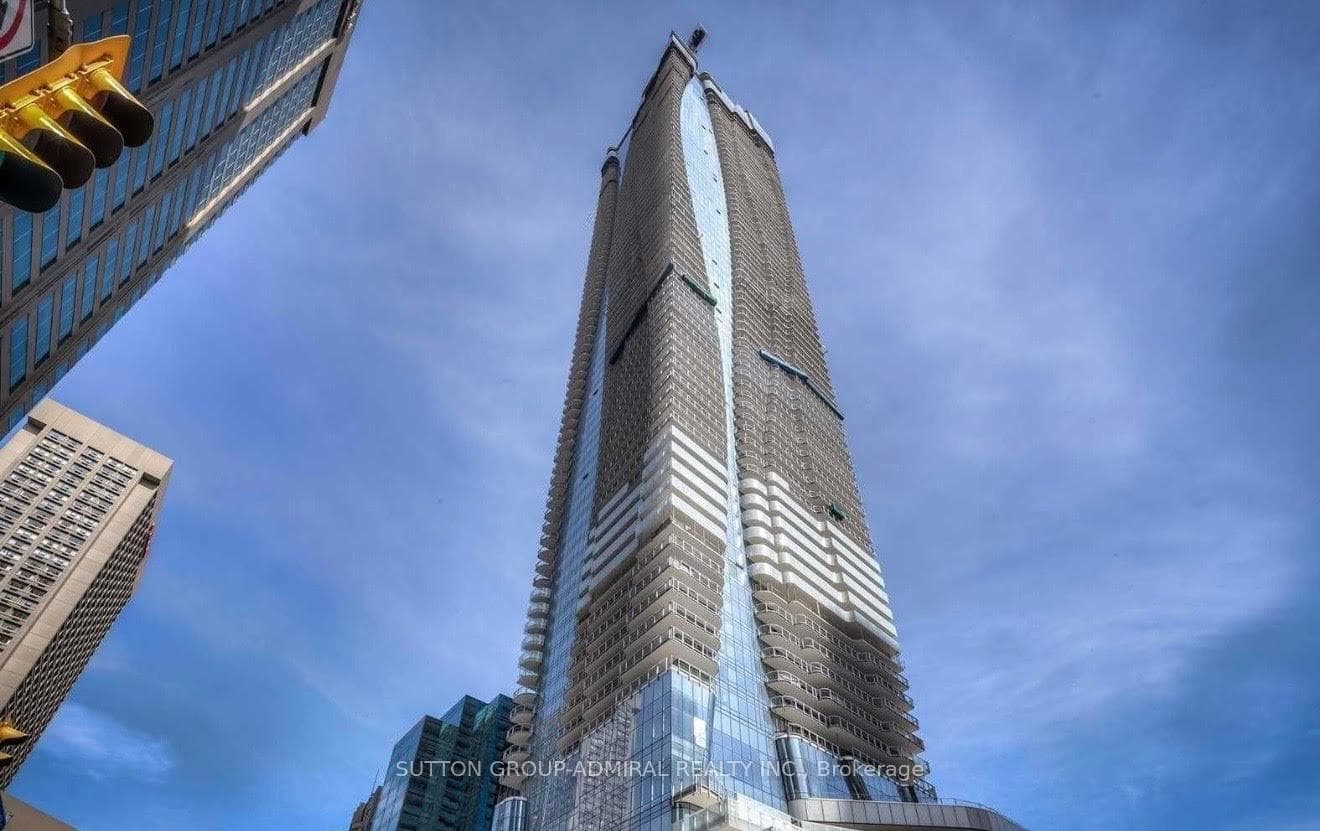1 Bloor Street Unit 1004, Regent Park / Cabbagetown / St. James Town, ON M4W 0A8 - Photo 1