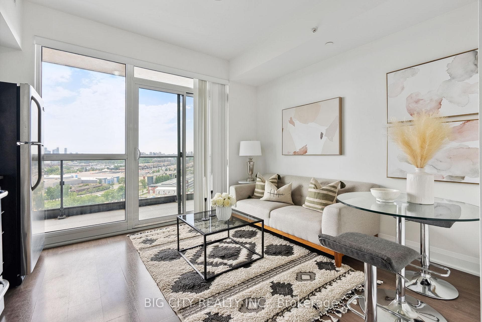160 Vanderhoof Avenue Unit 1609, Flemingdon Park / Don Mills, ON M4G 0B7 - Photo 1