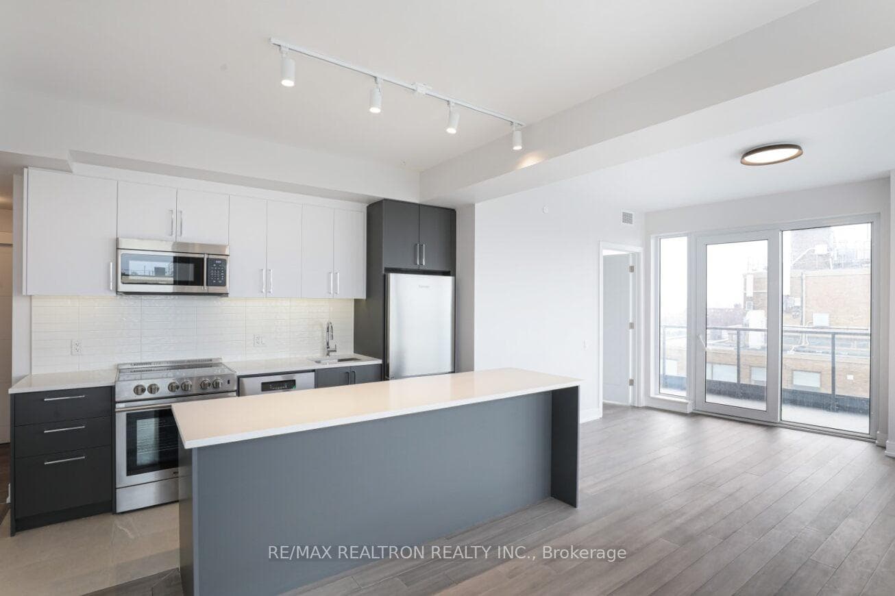 2525 Bathurst Street Unit 1203, Lawrence Park / Bedford Park, ON M6B 2Y9 - Photo 1