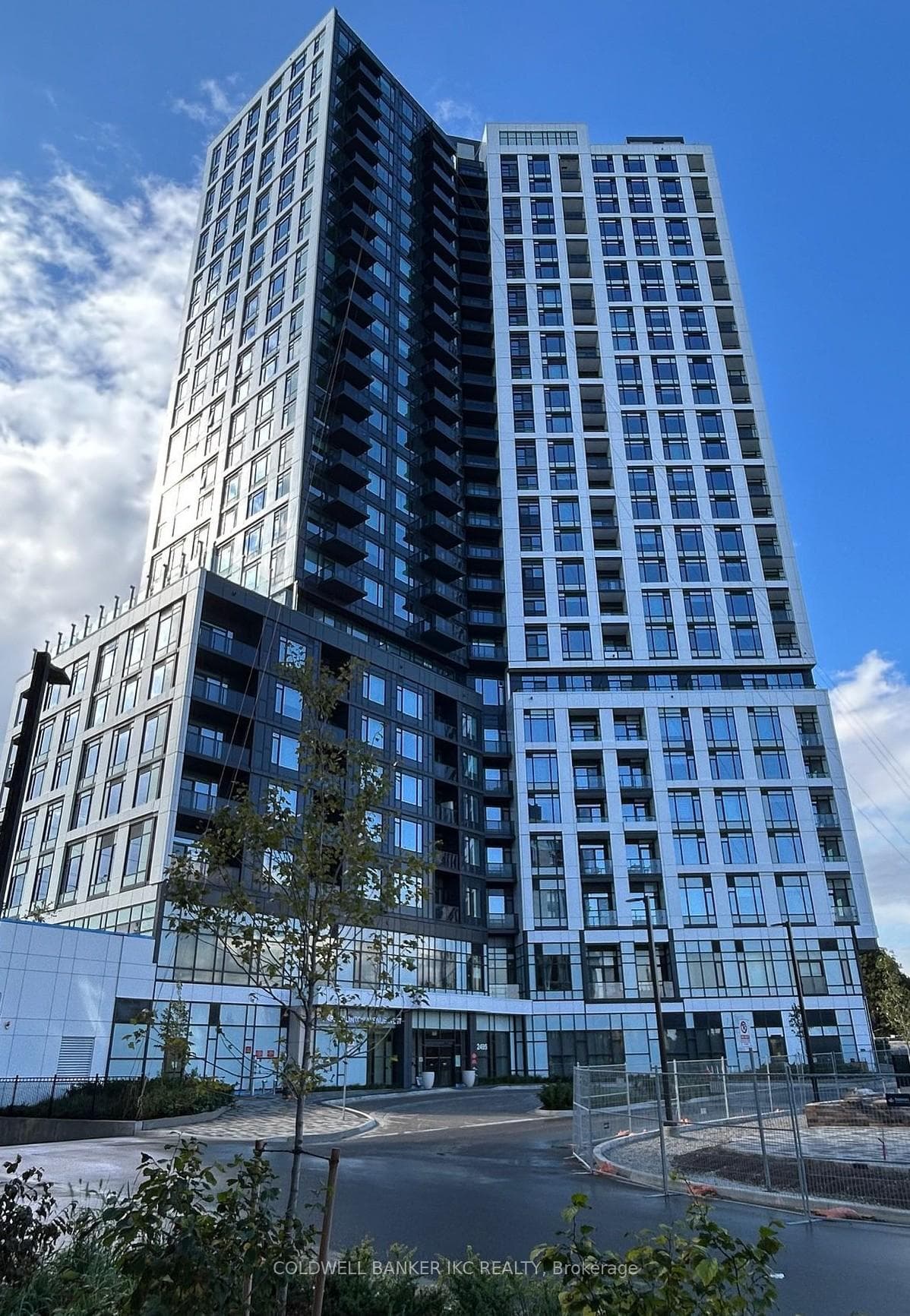 2495 Eglinton Avenue Unit 1911, Mississauga, ON L5M 2T2 - Photo 1