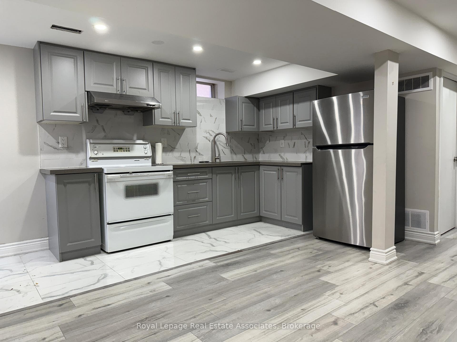 6978 Tassel Crescent Unit Basement, Mississauga