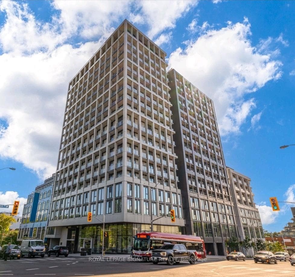 2020 Bathurst Street Unit 210, Forest Hill / Deer Park, ON M5P 0A6 - Photo 1