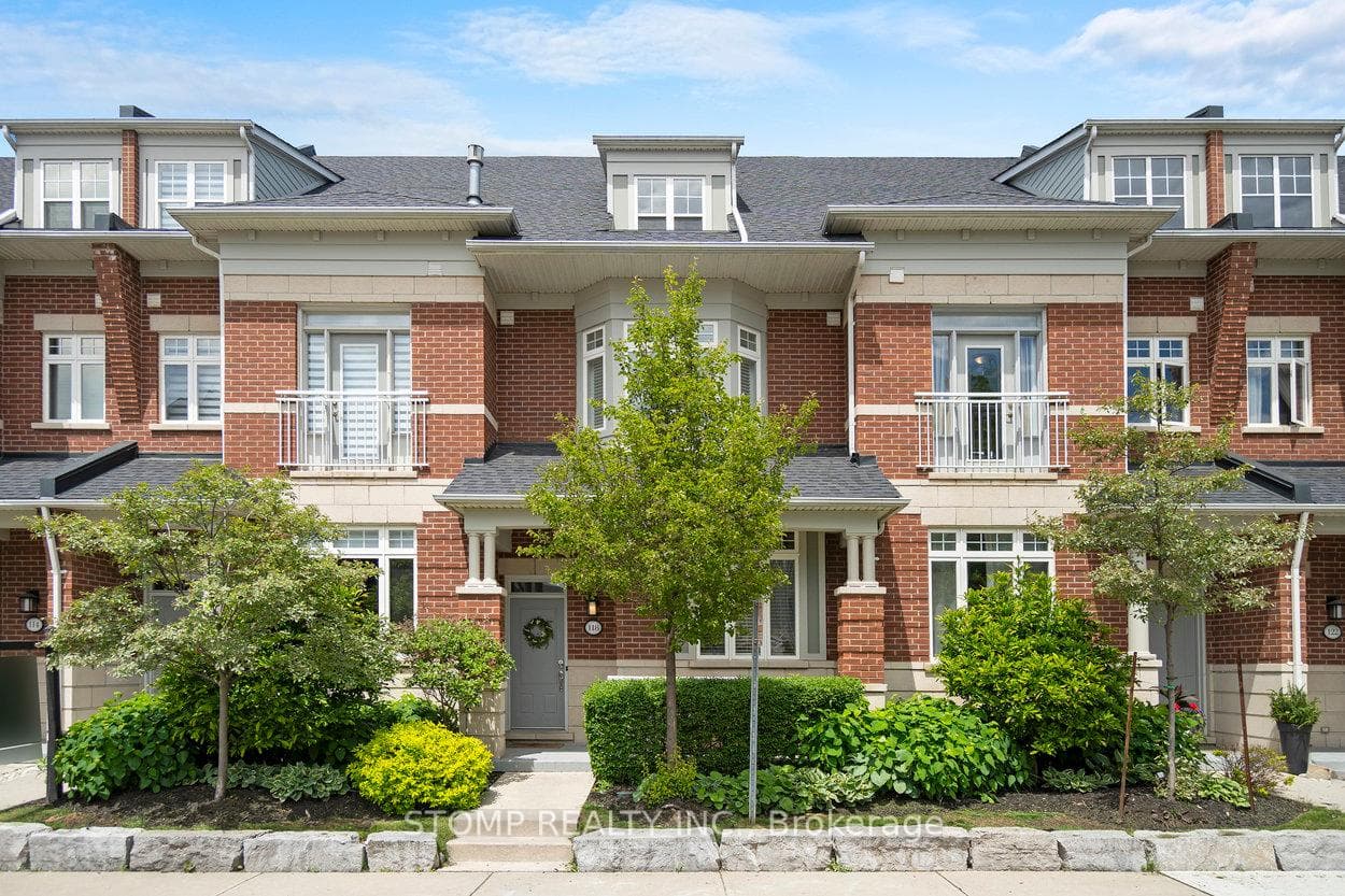 118 Waterside Drive, Mississauga