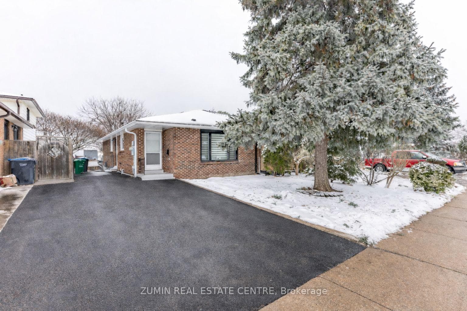 87 Bonham Boulevard, Mississauga, ON L5M 1C8 - Photo 1