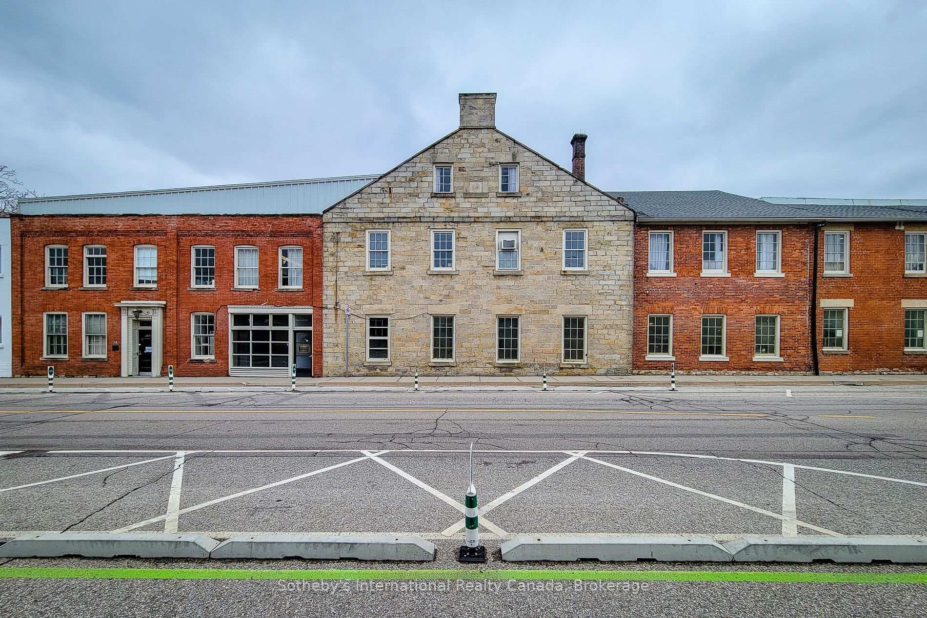 64 Hatt Street Unit 108, Hamilton