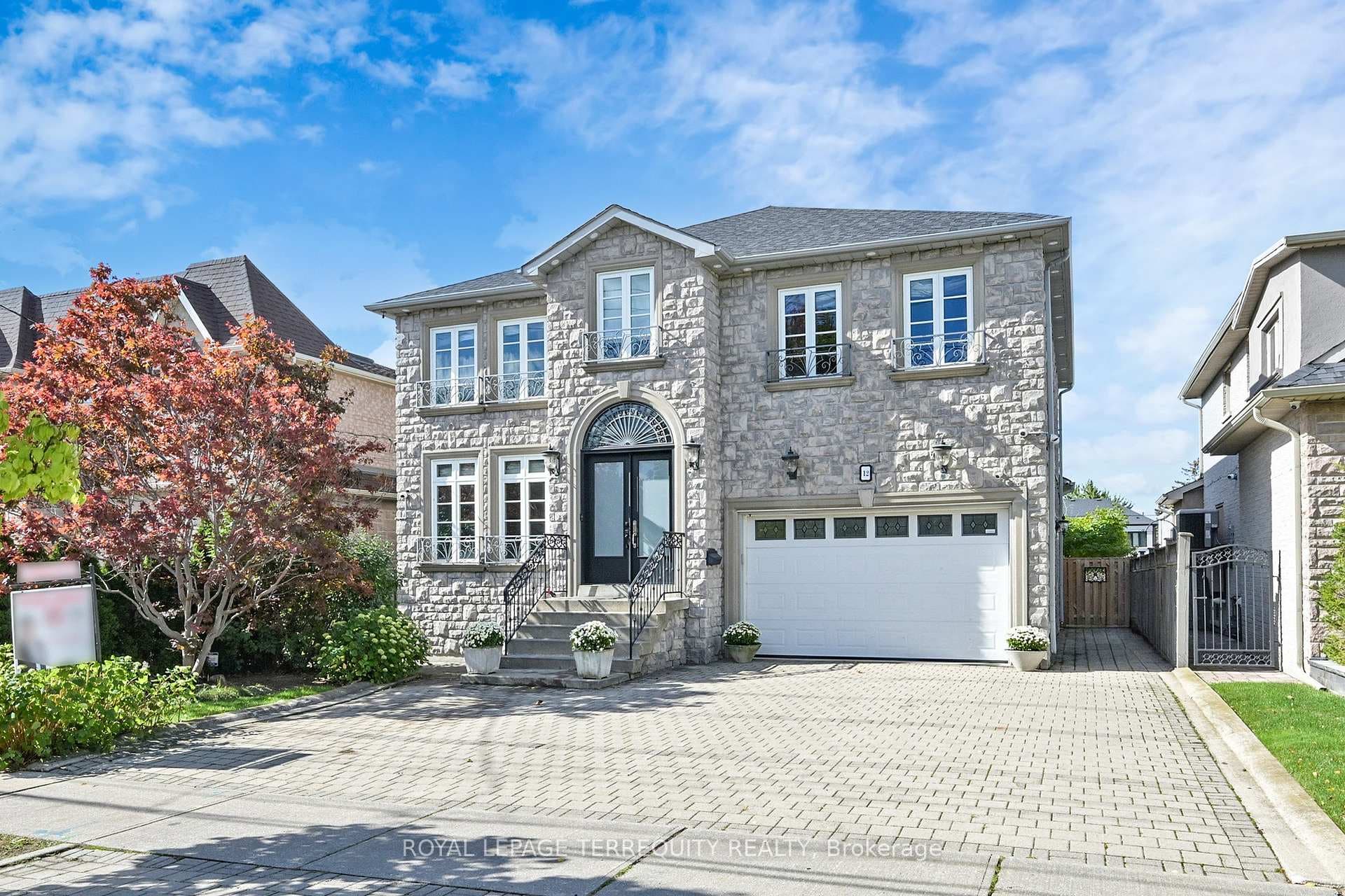 12 Highland Hill, York / Weston, ON M6A 2P8 - Photo 1