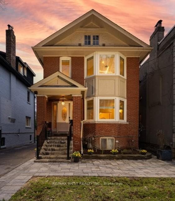 311 St Clair Avenue, Rosedale / Moore Park, ON M4T 1P3 - Photo 1