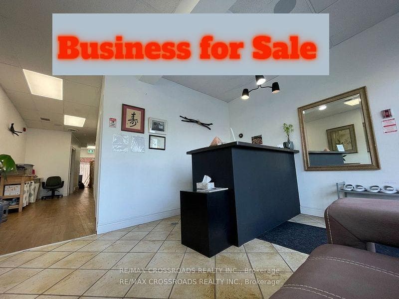 1716 QUEEN ST Street, The Beaches / Upper Beaches, ON M4L 1G7 - Photo 1