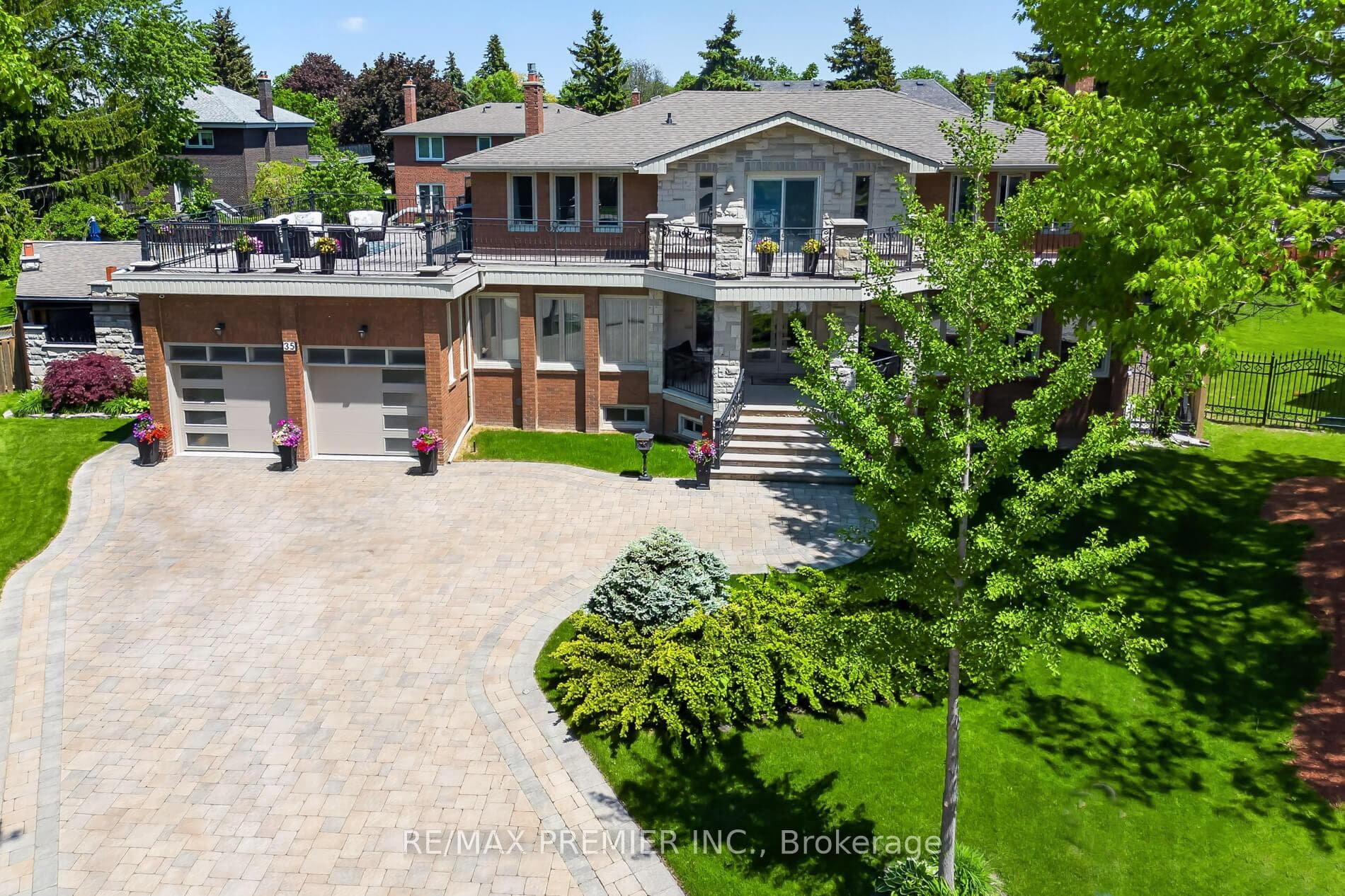 35 Lorengate Place, Vaughan, ON L4L 2Y4 - Photo 1