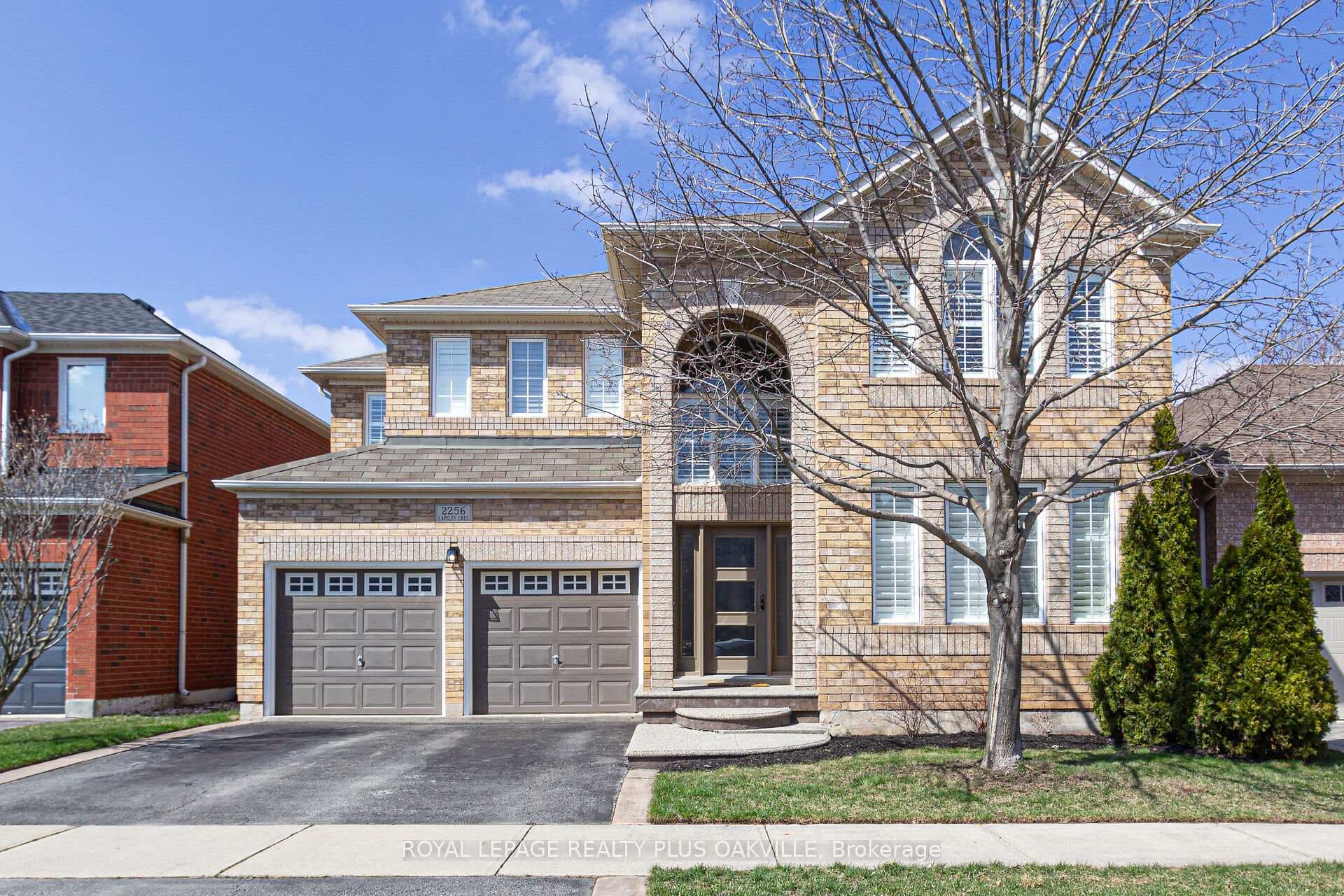 2256 Lapsley Crescent, Oakville, ON L6M 4V1 - Photo 1