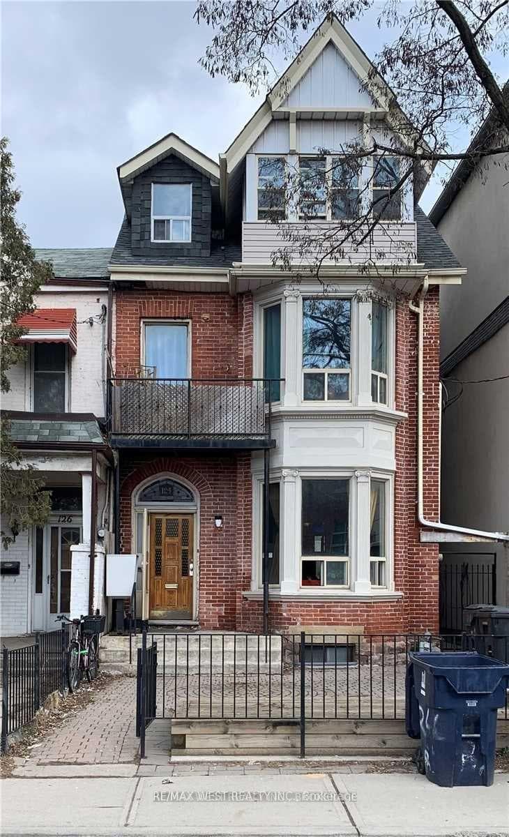 124 Baldwin Street, Downtown Toronto / Waterfront, ON M5T 1L6 - Photo 1