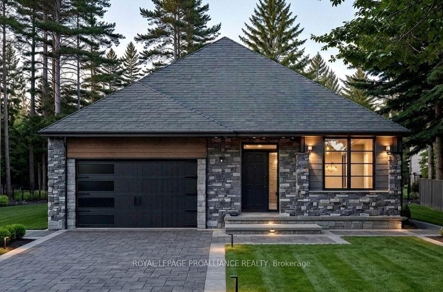 32 Deerview Drive, Quinte West, ON K8V 5P4 - Photo 1