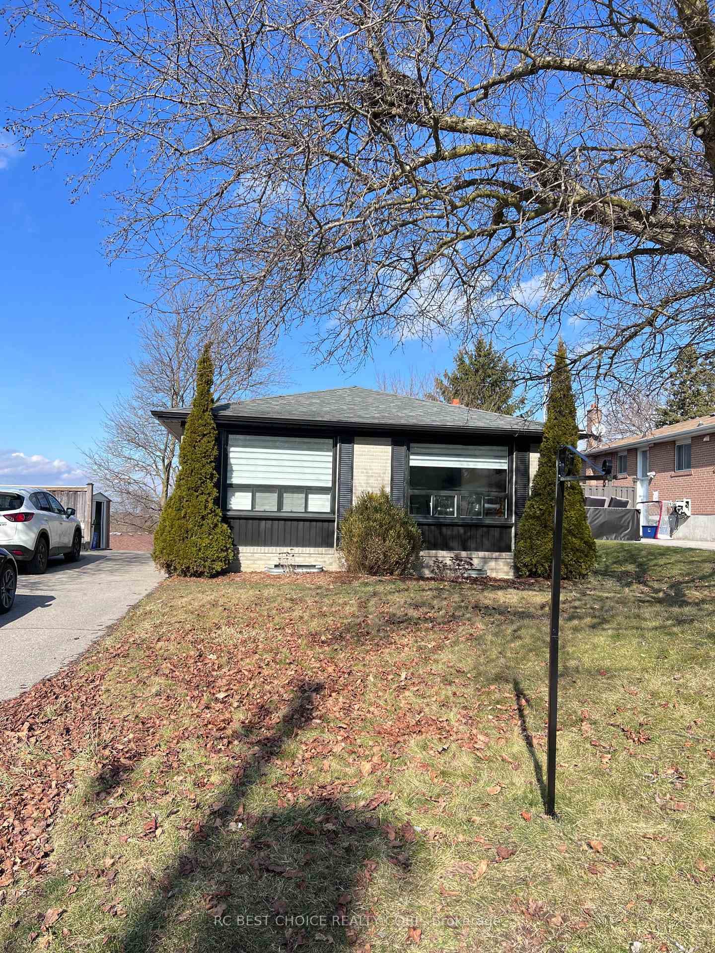 747 Botany Hill Crescent Unit B, Newmarket, ON L3Y 3A7 - Photo 1