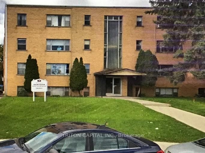 7 Osler Court Unit 204, Hamilton, ON L9H 4L2 - Photo 1