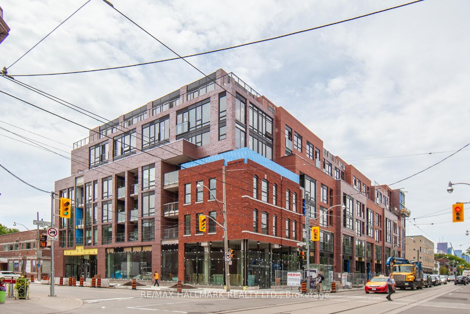 246 Logan Avenue Unit 419, Riverdale / Leslieville, ON M4M 0E9 - Photo 1