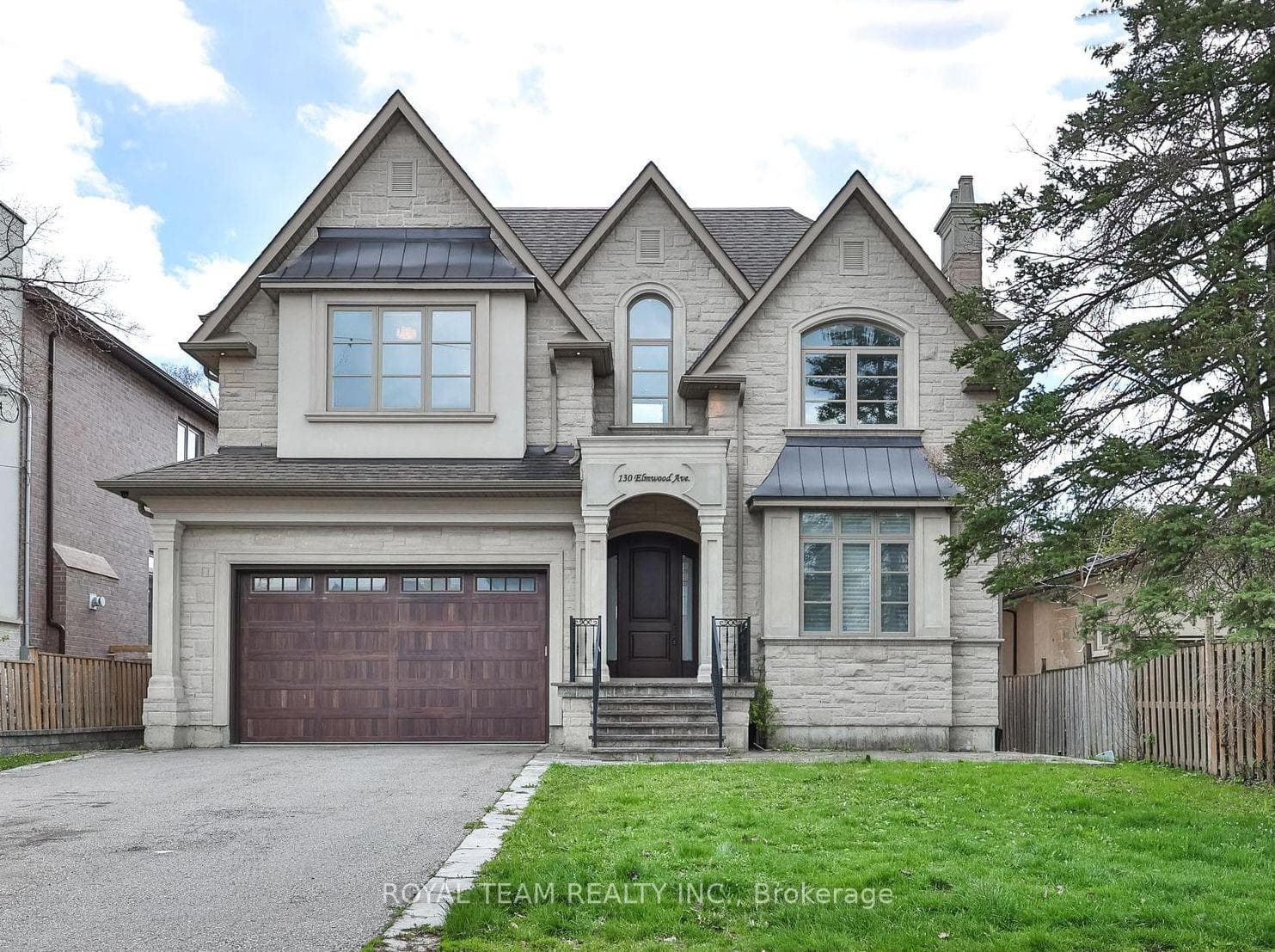 130 Elmwood Avenue, Richmond Hill