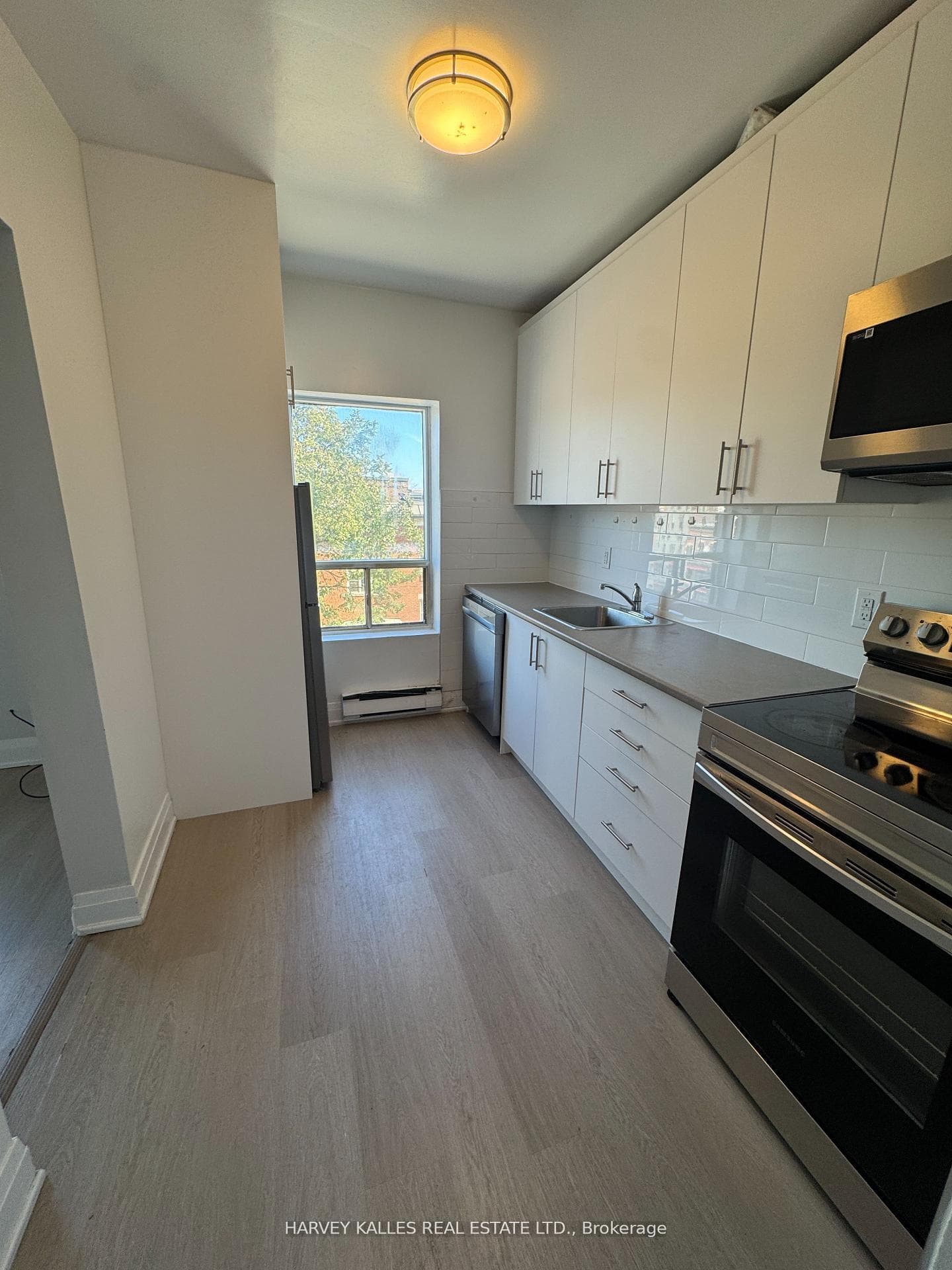 98 Northcliffe Boulevard Unit 6, Forest Hill / Deer Park, ON M6H 3H2 - Photo 1