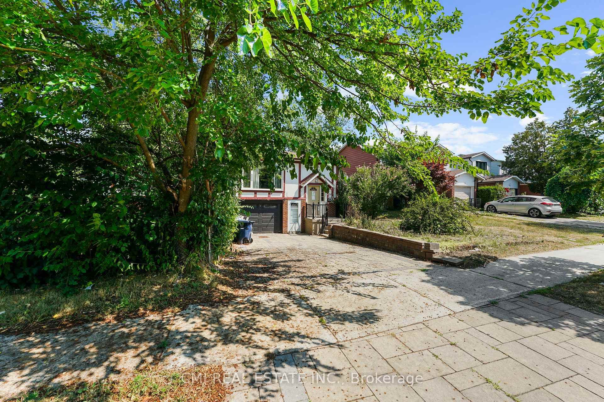 50 Apache Trail, Hillcrest Village / Bayview Village, ON M2H 2H7 - Photo 1