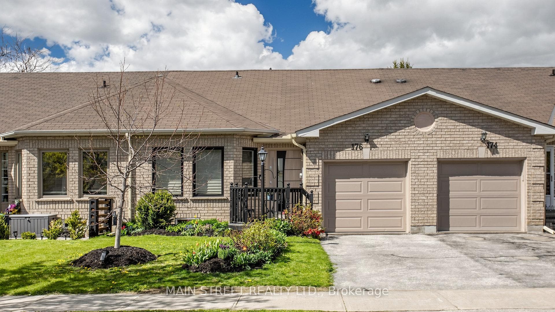 176 Mainprize Crescent, East Gwillimbury