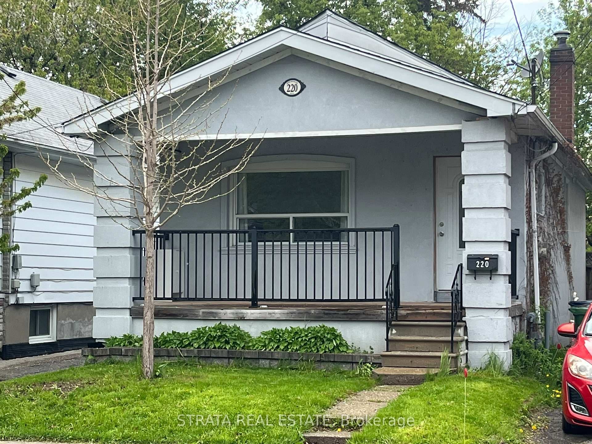 220 Holborne Avenue, Danforth / East York, ON M4C 2R9 - Photo 1