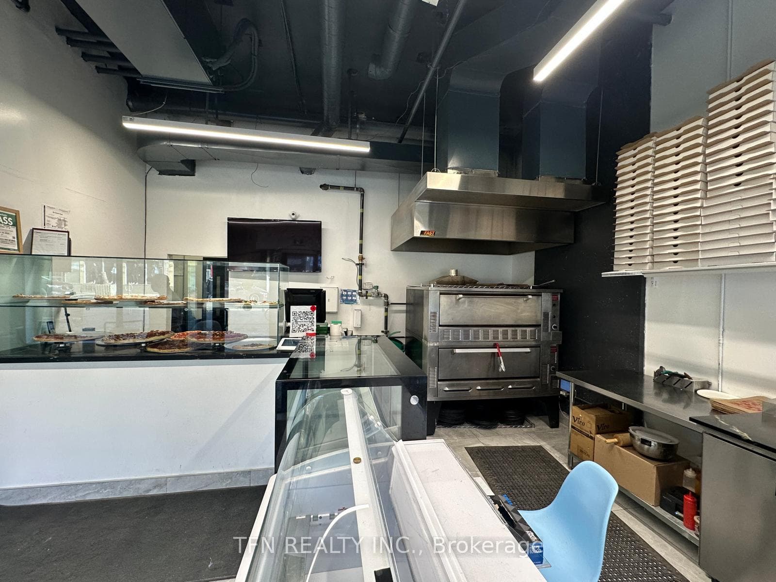 903 Queen Street, Riverdale / Leslieville, ON M4M 1J4 - Photo 1