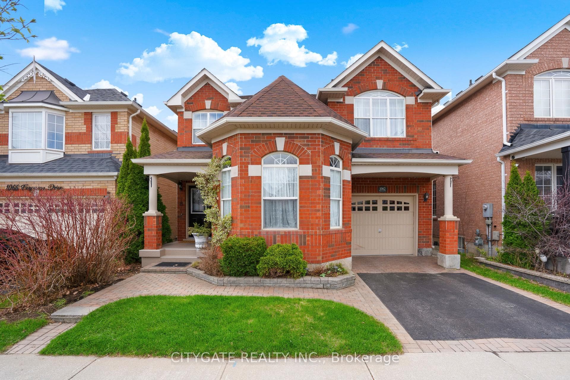 1062 Ferguson Drive, Milton
