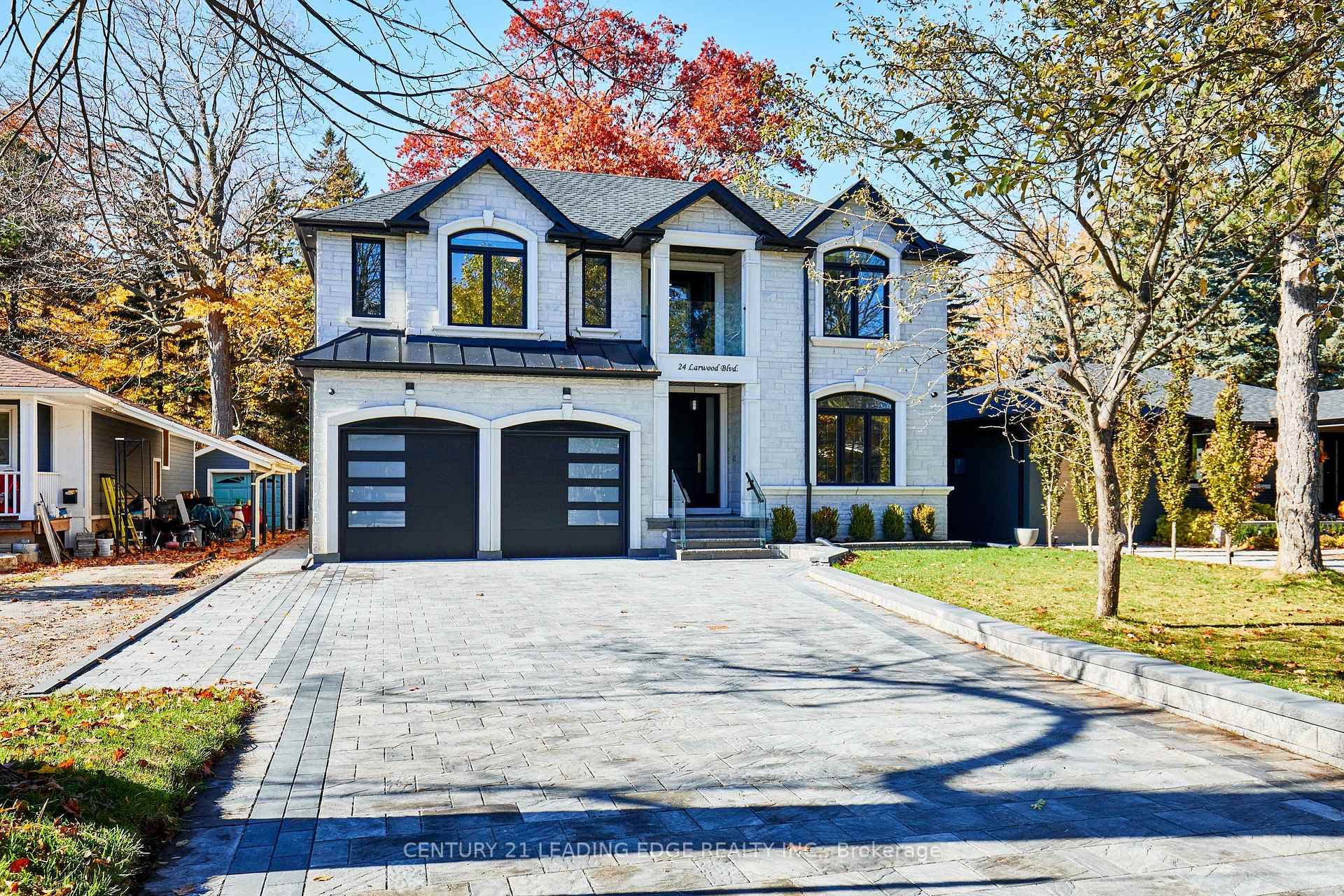 24 Larwood Boulevard, Scarborough Town Centre, ON M1M 2M5 - Photo 1