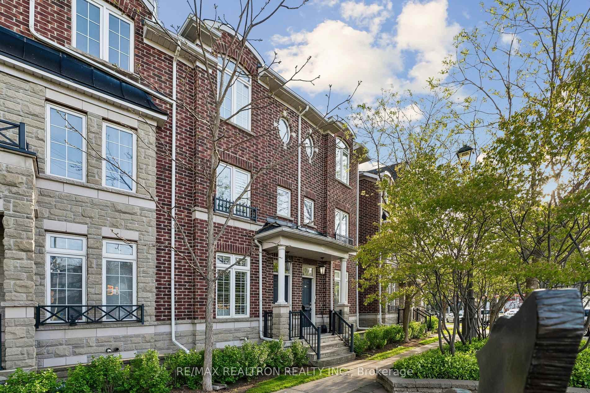 97 The Queensway N/A Unit 35, High Park / Junction / Roncesvalles, ON M6S 5B4 - Photo 1