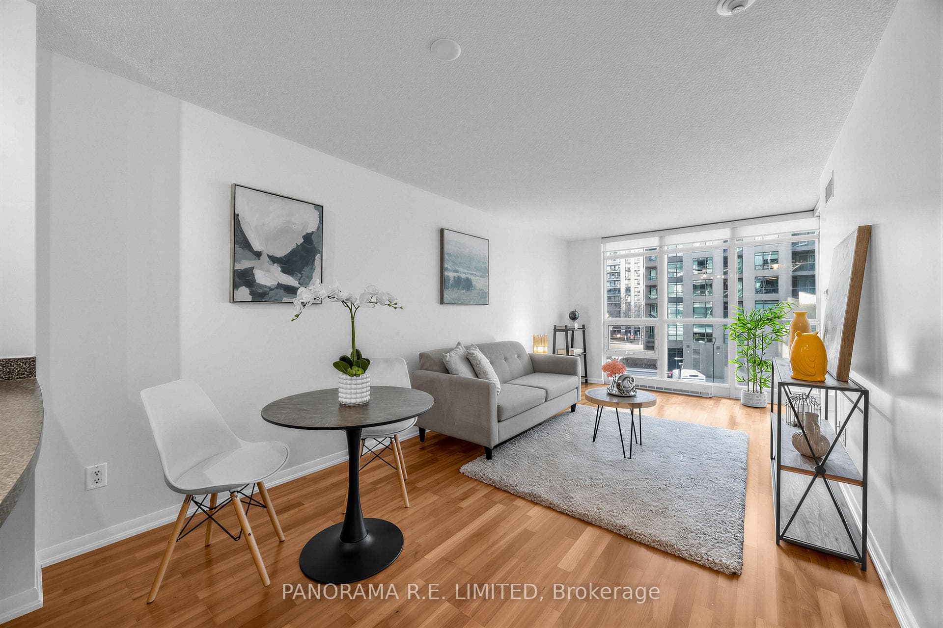 231 Fort York Boulevard Unit 306, Toronto C01