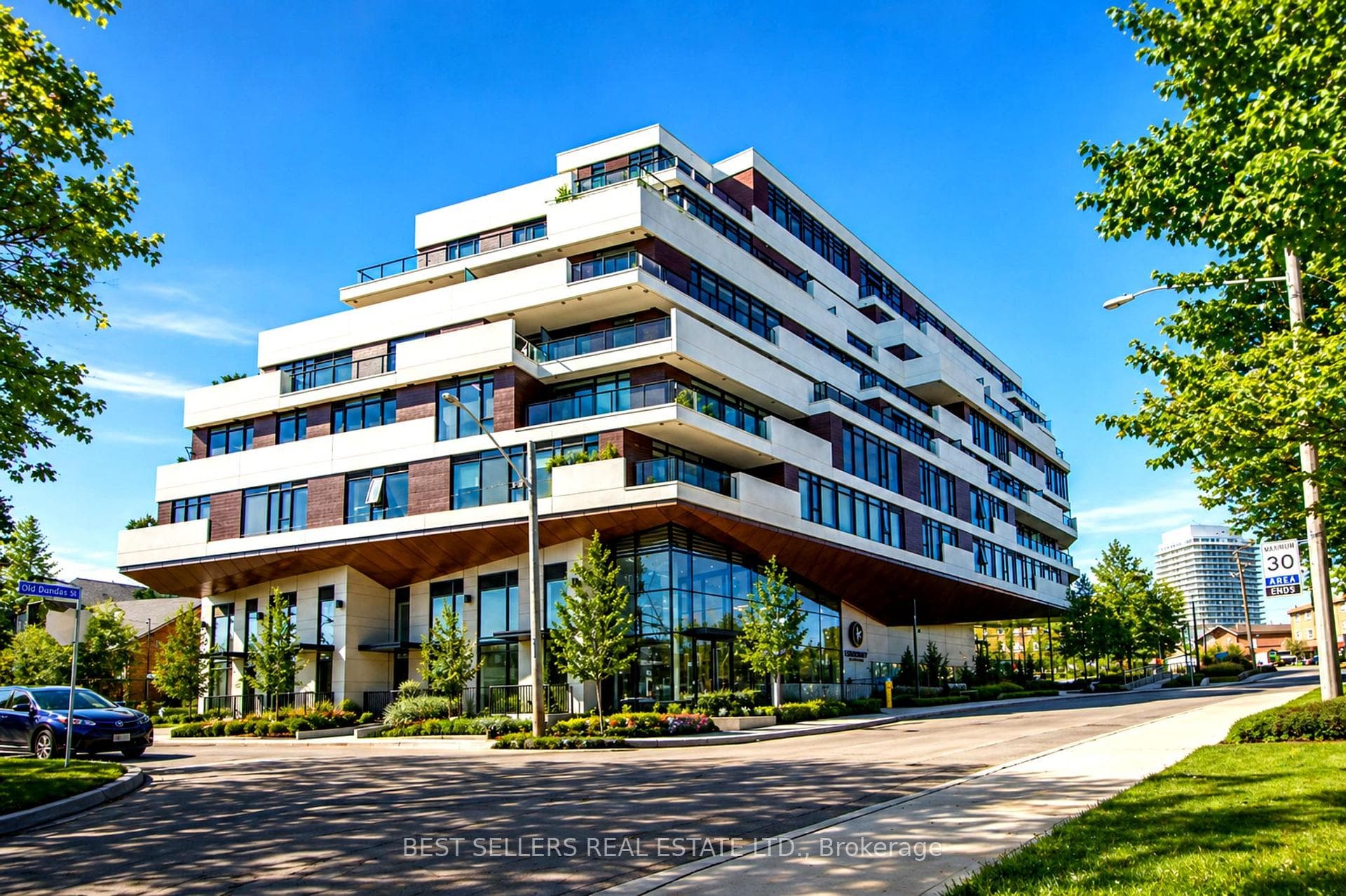 160 Kingsway Crescent Unit 611, Etobicoke (Islington / Rexdale), ON M8X 2S4 - Photo 1
