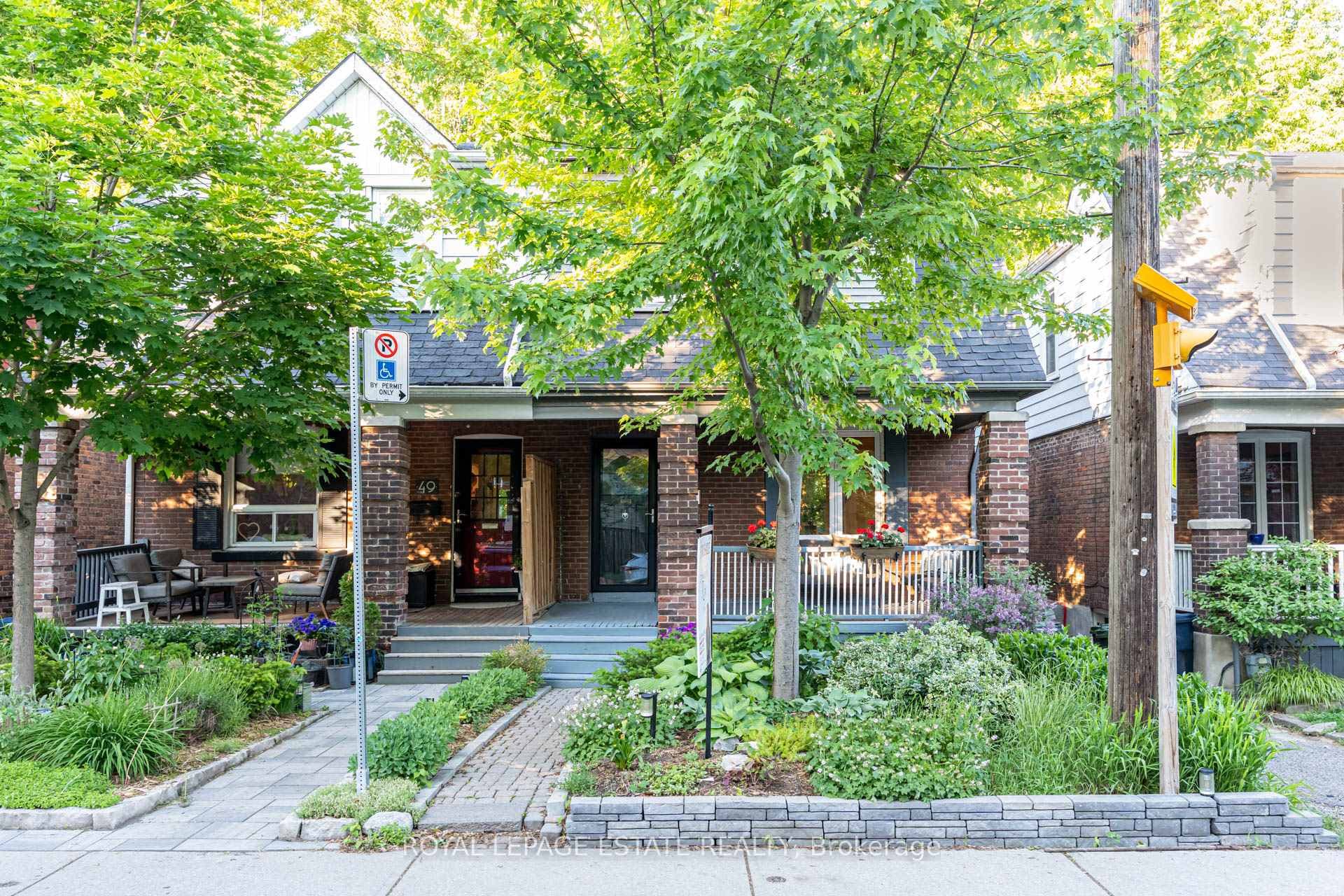 47 Bowmore Road, The Beaches / Upper Beaches, ON M4L 3H8 - Photo 1