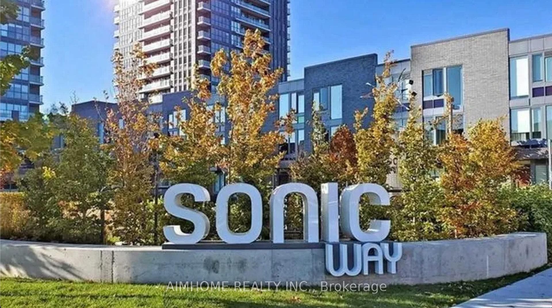 2 Sonic Way Unit 405, Flemingdon Park / Don Mills, ON M3C 0P2 - Photo 1