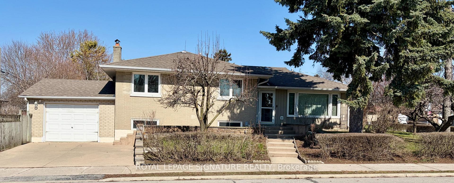 1 Charlemont Crescent, Scarborough Village / Eglinton East, ON M1T 1M3 - Photo 1
