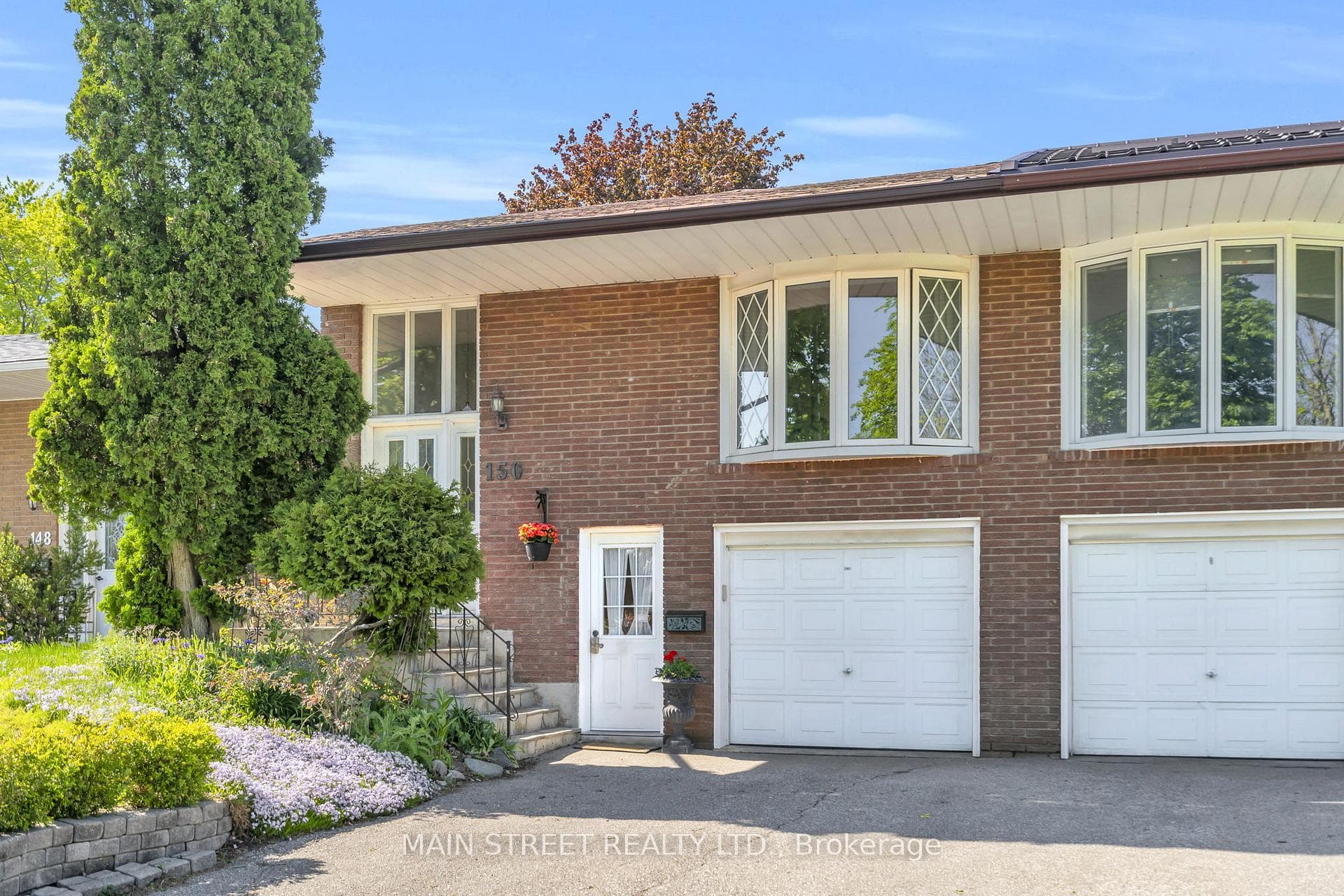 150 Angus Drive, Hillcrest Village / Bayview Village, ON M2J 2X1 - Photo 1