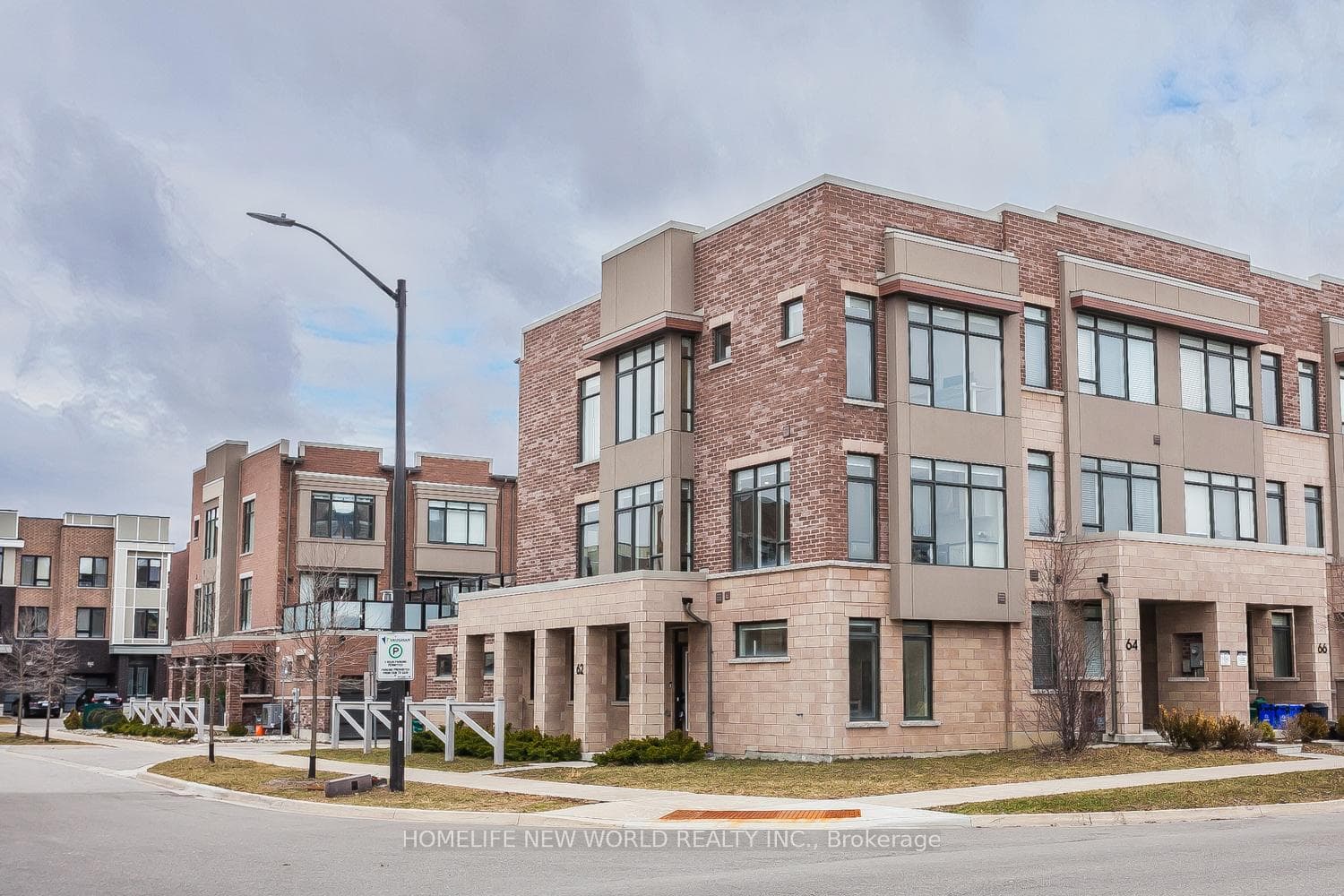 62 Troon Avenue, Vaughan, ON L6A 4Z1 - Photo 1