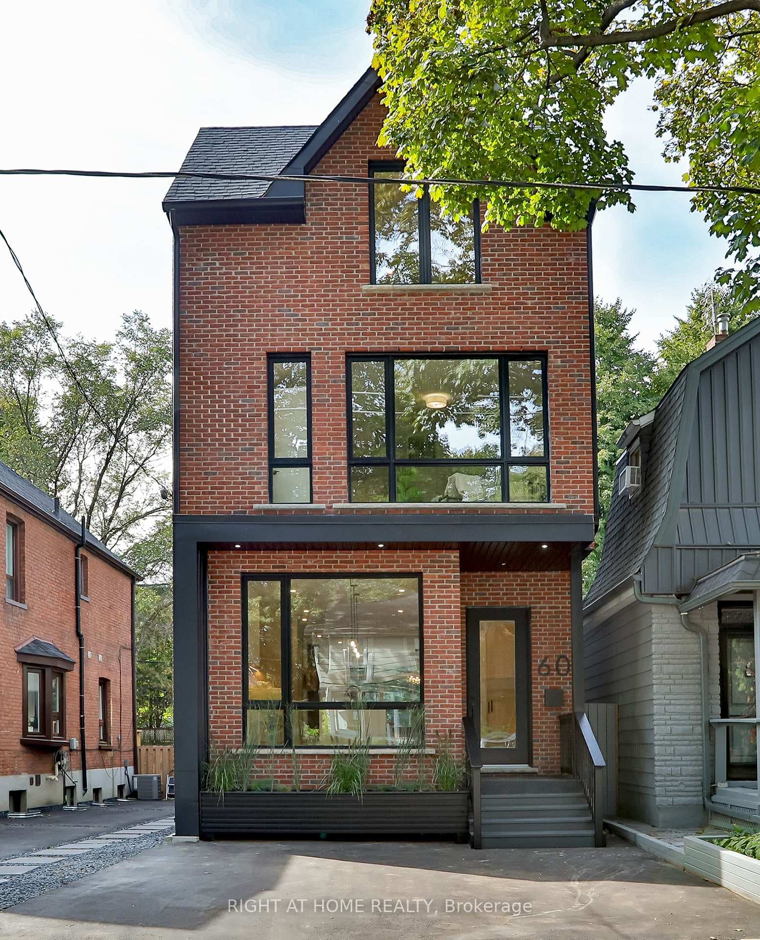 60 Winnifred Avenue, Riverdale / Leslieville, ON M4M 2X3 - Photo 1