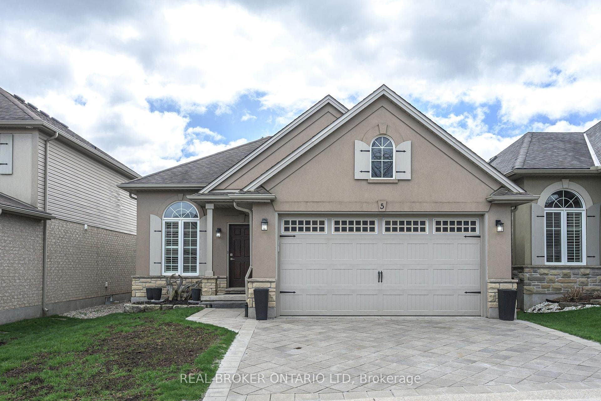 2615 Colonel Talbot Road Unit 5, London South, ON N6K 5B4 - Photo 1