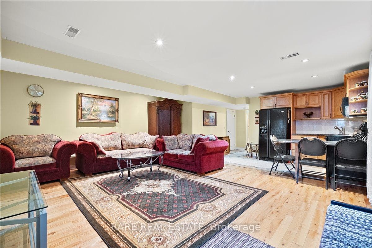 40 Lloyd George Avenue Unit Lower, Liberty Village / Parkdale / South Parkdale, ON M8W 3W6 - Photo 1