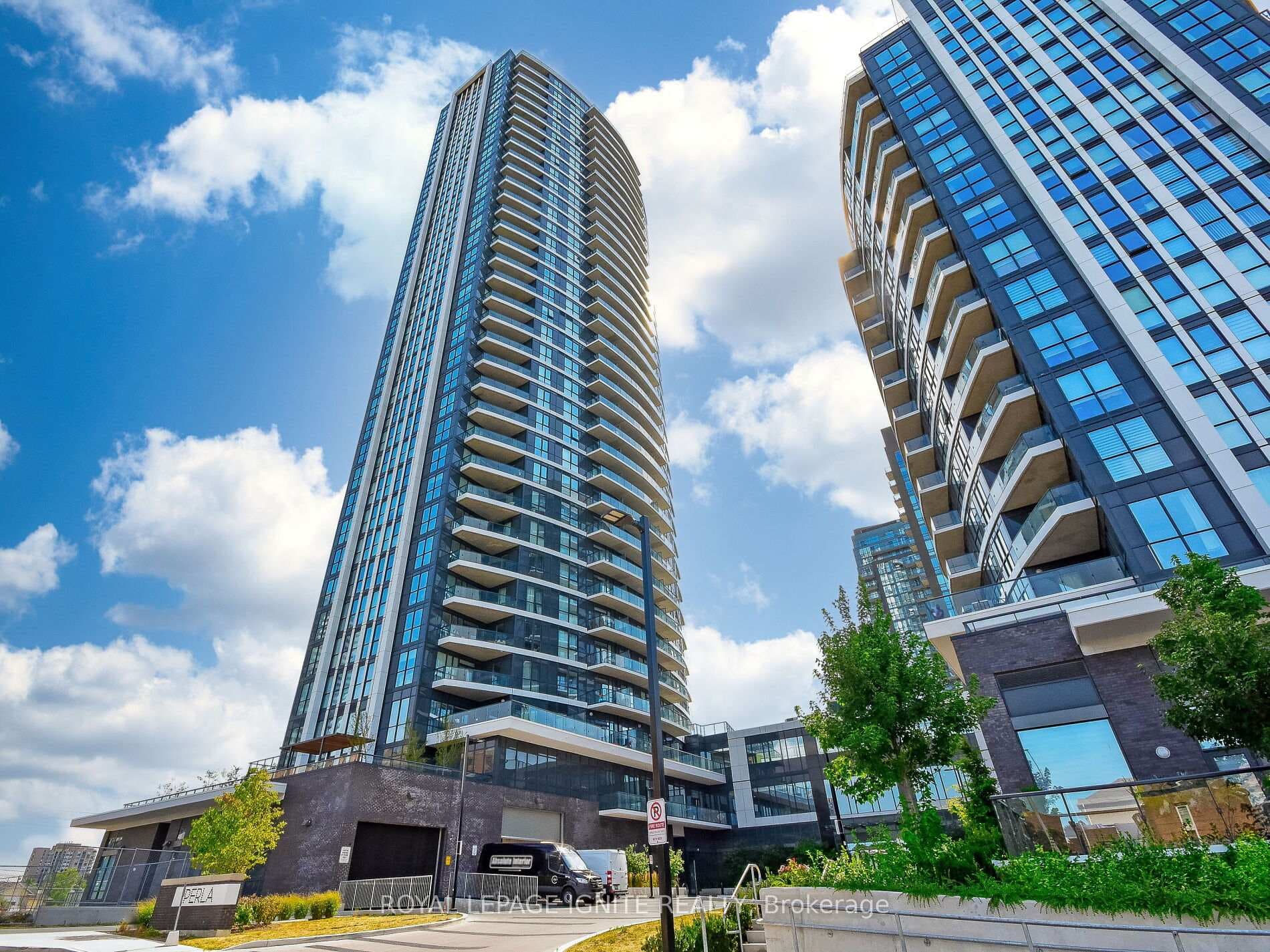 35 Watergarden Drive Unit 2516, Mississauga, ON L5R 0G8 - Photo 1
