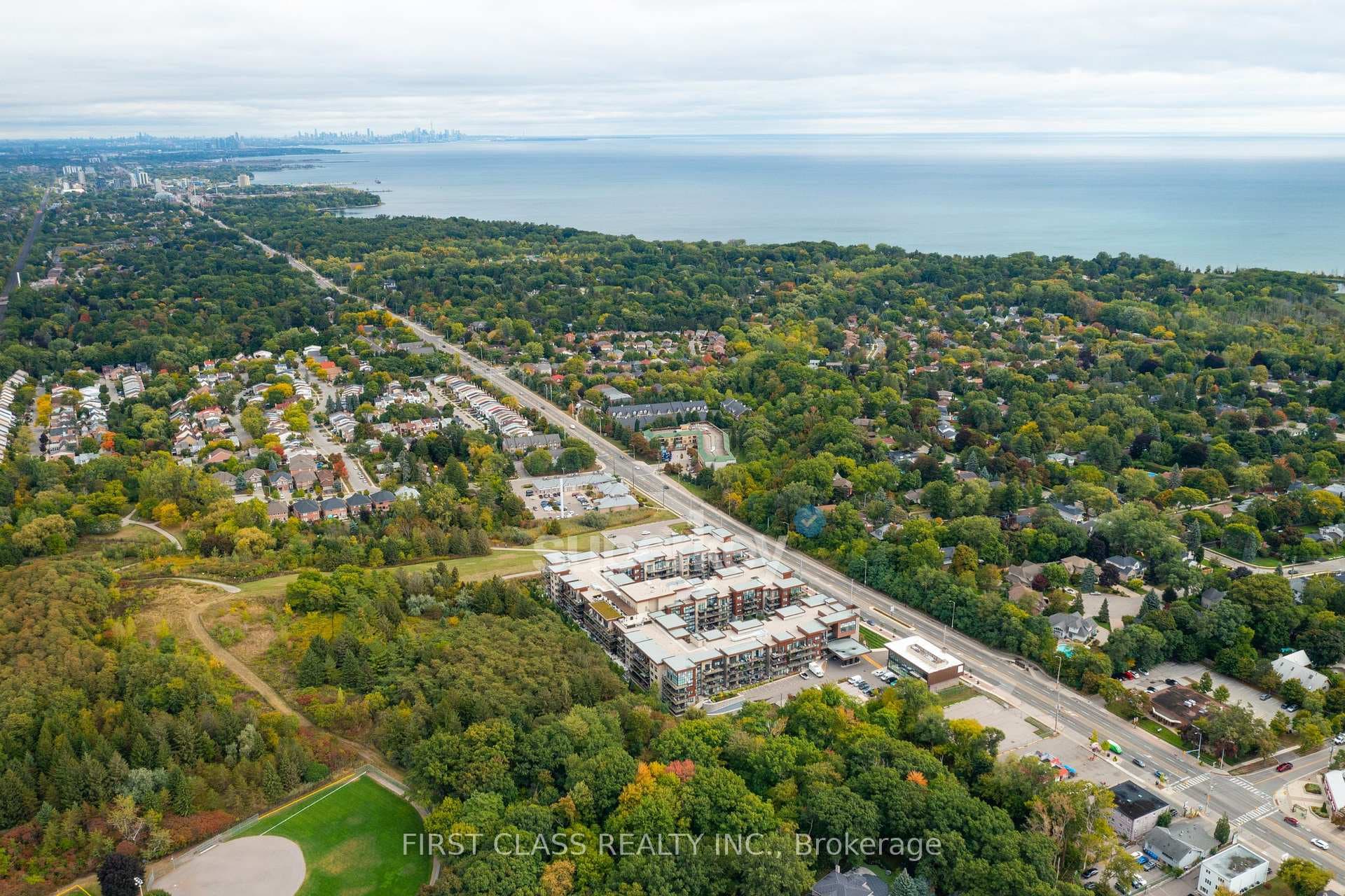 1575 Lakeshore Road Unit 159, Mississauga, ON L5J 0B1 - Photo 1