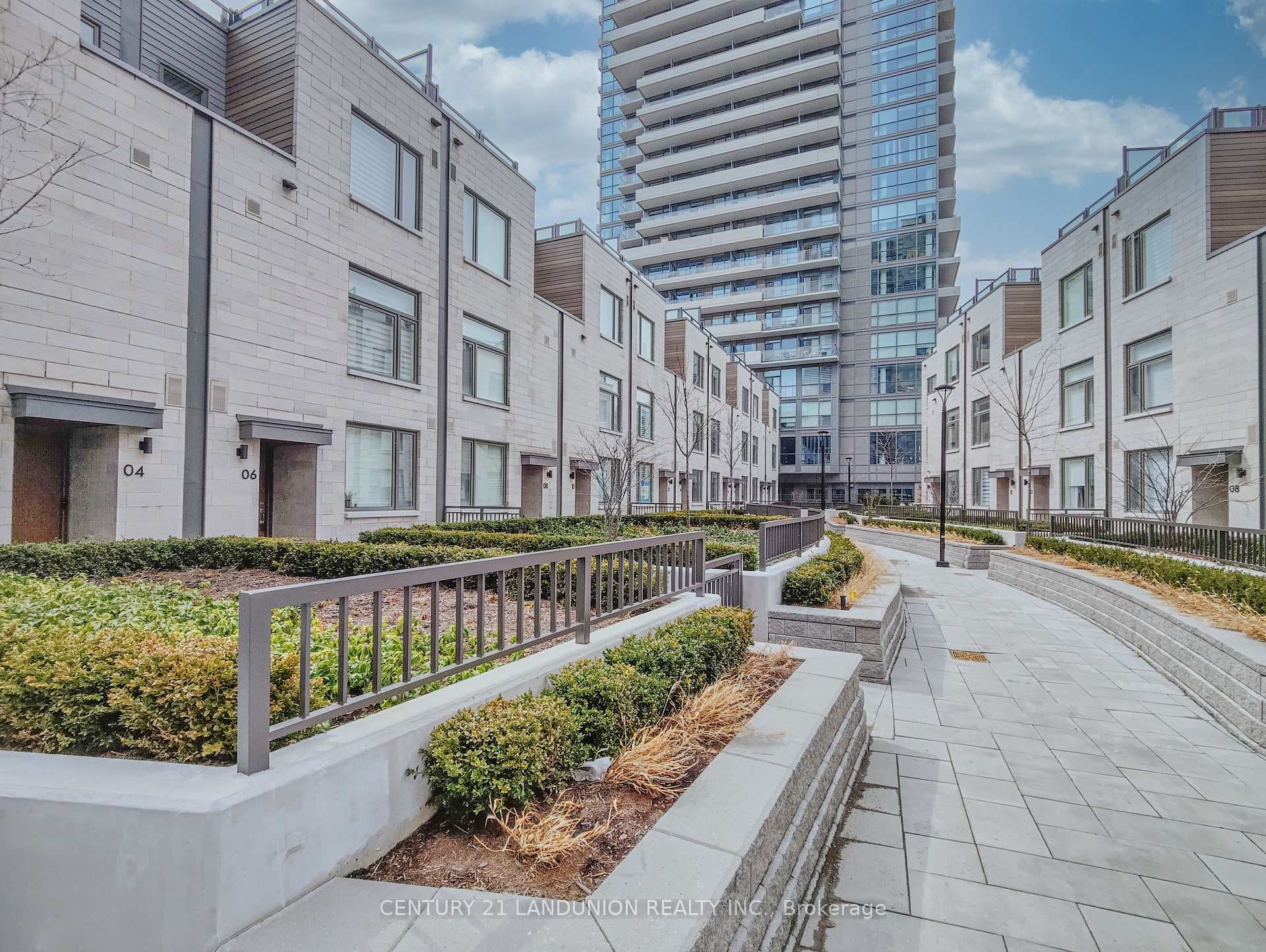 270 Davenport Road Unit 14, Annex / Yorkville / Summerhill, ON M5R 1J8 - Photo 1