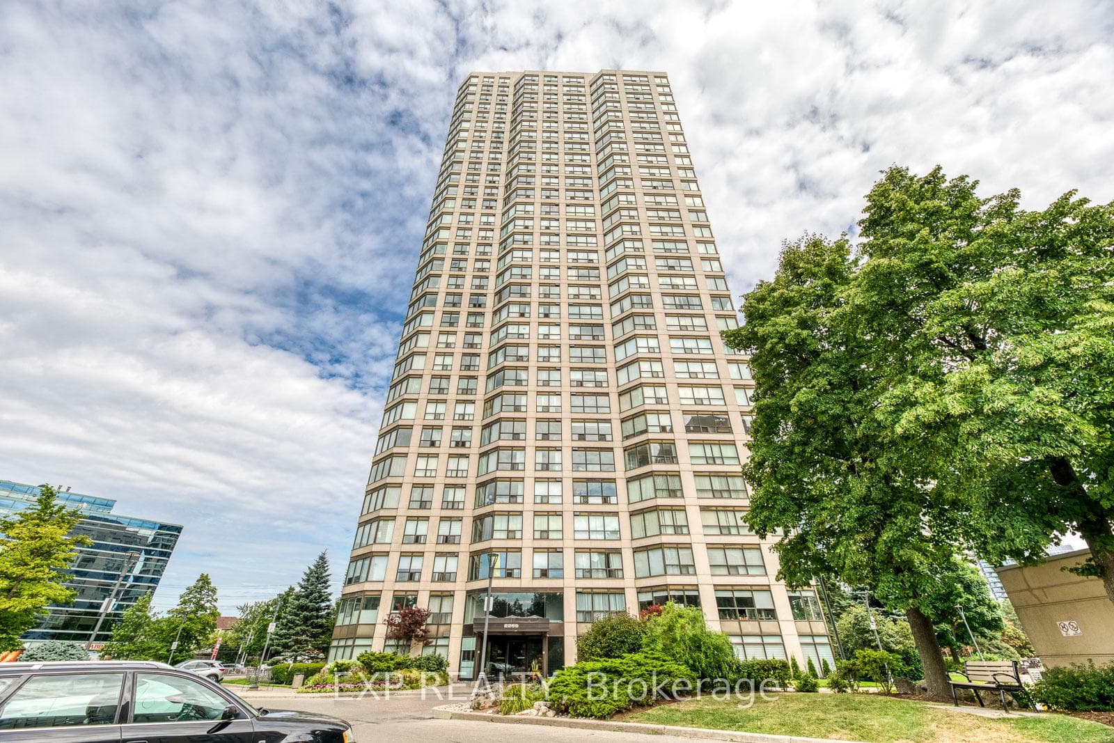 2269 Lake Shore Boulevard Unit 1510, Liberty Village / Parkdale / South Parkdale, ON M8V 3X6 - Photo 1