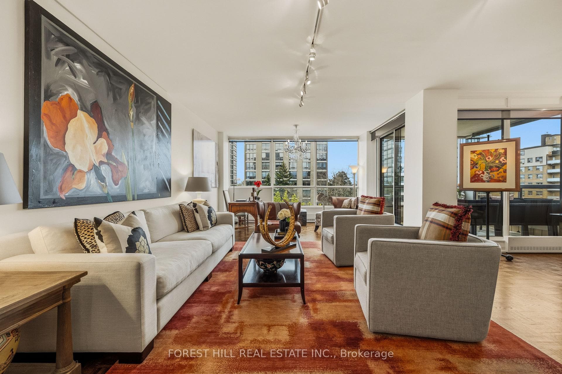 616 Avenue Road Unit 402, Annex / Yorkville / Summerhill, ON M4V 2K8 - Photo 1