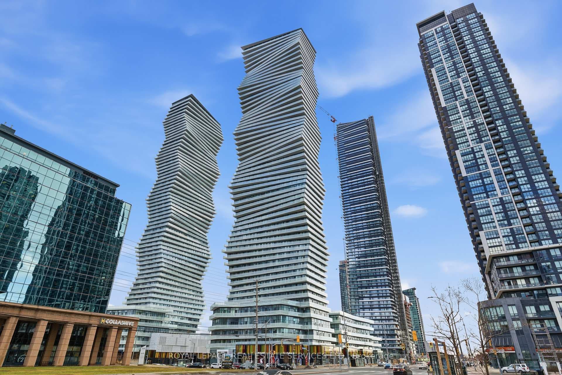 3900 Confederation Parkway Unit 1811, Mississauga, ON L5B 0M3 - Photo 1
